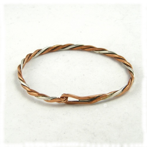 Copper- silver bracelet with clasp